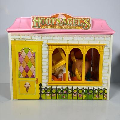 LOT 120: Vintage My Little Pony Pretty Parlor & More Vintage Toys