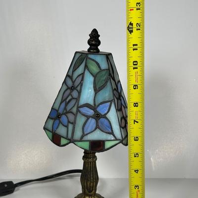 LOT 122: Beautiful Stained Glass Table Lamp & More