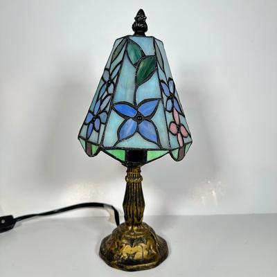 LOT 122: Beautiful Stained Glass Table Lamp & More