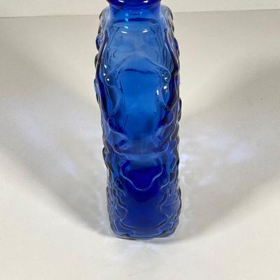 LOT 122: Beautiful Stained Glass Table Lamp & More