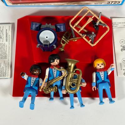 LOT 131: Playmobil Circus Band, Pogz/Slammers, Dick Tracy Dolls & More
