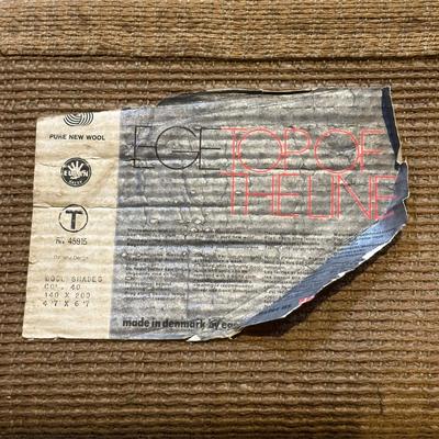 LOT 134: Vintage Top Of The Line 100% Wool Rug