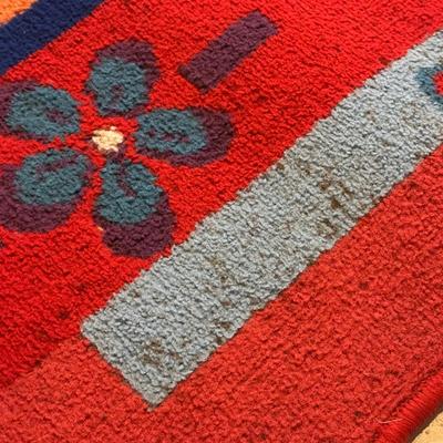 LOT 135: Beautiful Colorful Floral Rug