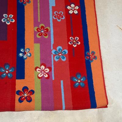 LOT 135: Beautiful Colorful Floral Rug
