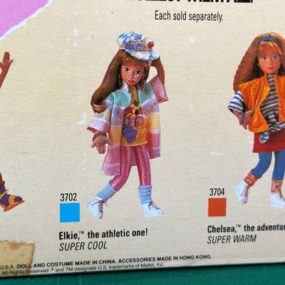 LOT 139: Vintage Mattel Hot Looks Dolls in Box w/ Accessories - Elkie & Mimi