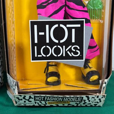 LOT 140: Vintage Mattel Hot Looks Dolls - Chelsea & Zizi w/ Box