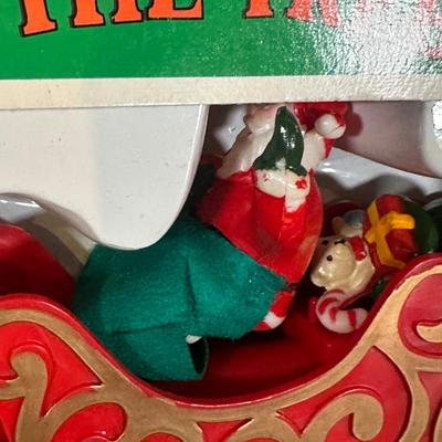 LOT 141B: Vintage Christmas Decor! Blow Molds, 10 Piece Light Set & Jolly Santa Round The Tree in Box