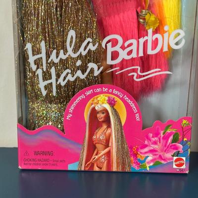 LOT Vintage Barbie Collection - Chile, Icelandic, Hula Hair, Arctic Barbie & More