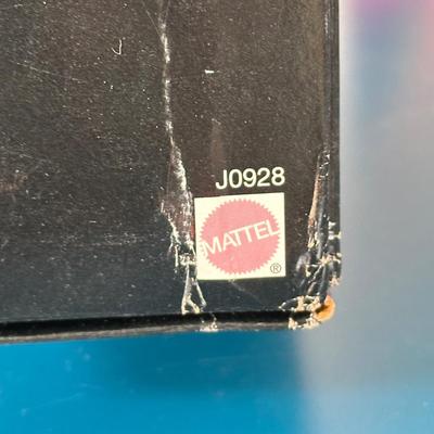 LOT Vintage Barbie Collection - Chile, Icelandic, Hula Hair, Arctic Barbie & More