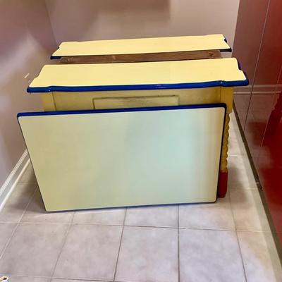 LOT:163: Vintage Wood Kitchen Table with Enamel Top - Expandable