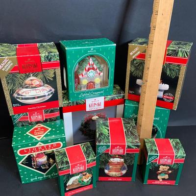 LOT:169: Collection of Hallmark Christmas Ornaments Including a Selection of Lighted Ornaments