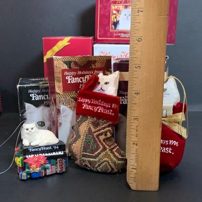 LOT:171: Collection of Fancy Feast Annual Christmas Ornaments and a Gordon Fraiser Cat Ornament