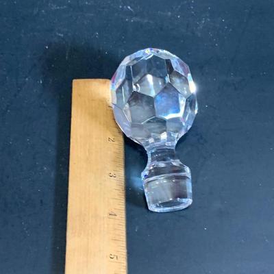 LOT:181: Bar Essentials Including Hand Painted Wine Glasses, a Crystal Stopper, English Hand Cut Crystal Glasses, Baileys Mug, Windsor...