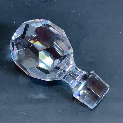 LOT:181: Bar Essentials Including Hand Painted Wine Glasses, a Crystal Stopper, English Hand Cut Crystal Glasses, Baileys Mug, Windsor...