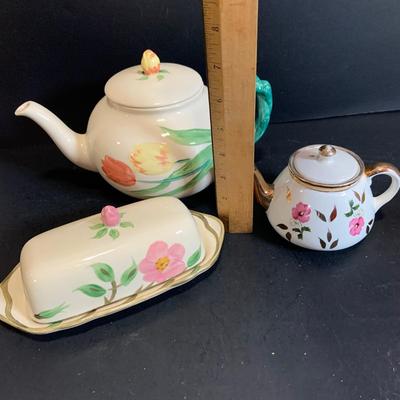 LOT:183: Johnson Brothers, Uranium Glass, Shaffordshire Ironstone, Libbey California Glasses, Franciscan Tea Pot and Butter Dish and More
