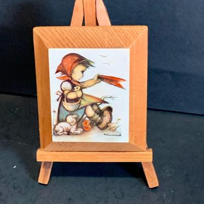 LOT:185: Set of (2) Goebel Kittens and Hummel Music Box, Mini Plate Needlepoint and More