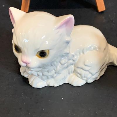 LOT:185: Set of (2) Goebel Kittens and Hummel Music Box, Mini Plate Needlepoint and More