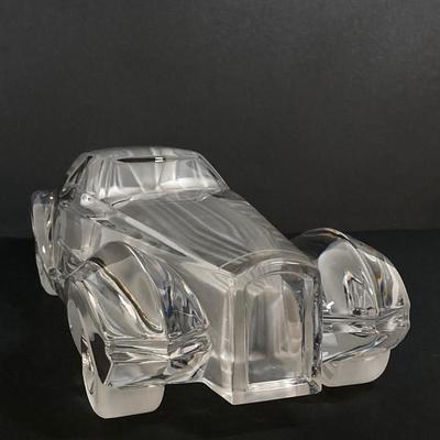 LOT 218: Stunning Daum France Crystal Riviera Coupe Car