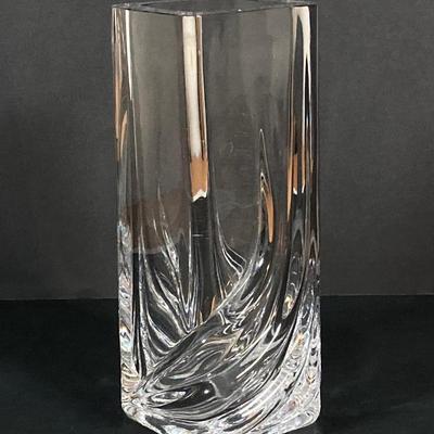 LOT 226: Signed Daum France Crystal Vase