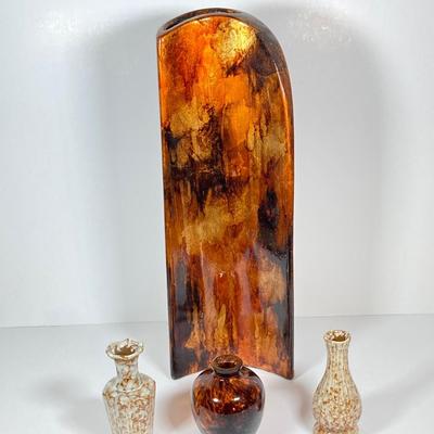 LOT 230: Mid-Century Modern Tortoise Shell Pattern Curved Vase with Three Miniature Vases