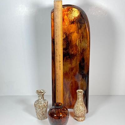 LOT 230: Mid-Century Modern Tortoise Shell Pattern Curved Vase with Three Miniature Vases