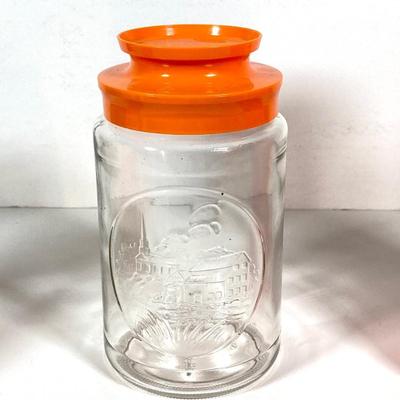 LOT 231: Mid-Century Modern Kitchen Collection - Serving Tray, Sanko-Ware Show Pan, Painted Trivet, Ikea Plastic Drinking Cups