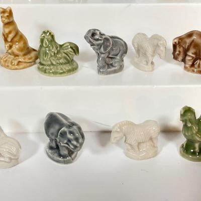 LOT 233: Large Collection of Wade Whimsies and More
