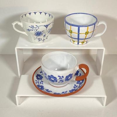 LOT 238: Blue and White Collection - Cross Stitch Wall Hanging, Table Lamp, Classic J&G Meakin England Scandia Plates / Bowls and...