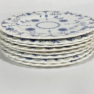 LOT 238: Blue and White Collection - Cross Stitch Wall Hanging, Table Lamp, Classic J&G Meakin England Scandia Plates / Bowls and...