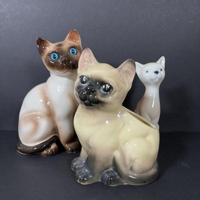 LOT 240: Siamese Cat Collection: Enesco, anticipation by Eric Tenney Limited Edition & More