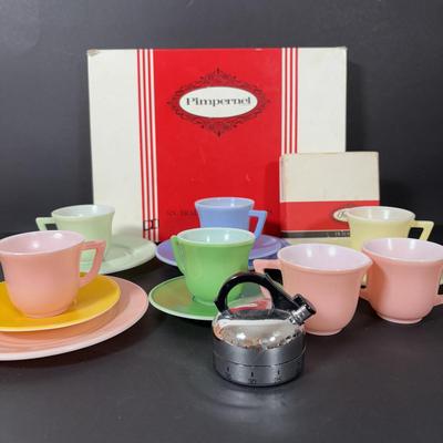 LOT 241: Rostfrei-Solingen-Pott Made in Germany Flatware, Vintage Hazel Atlas Pastel Milk Glass Children's Teacups/Saucers/Plates,...