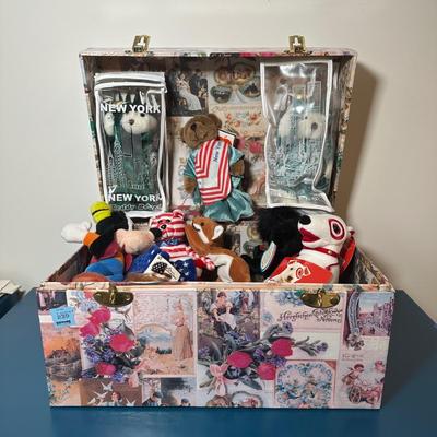 LOT 244: Beanie Baby/Stuffed Animal Collection