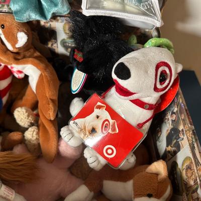 LOT 244: Beanie Baby/Stuffed Animal Collection