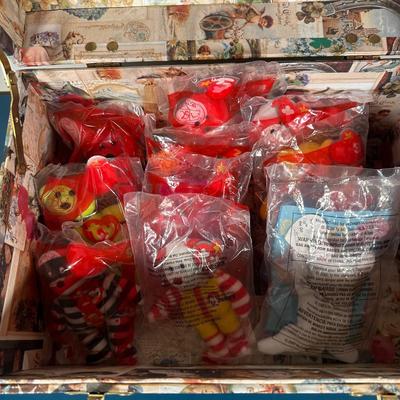 LOT 245: Beanie Baby Collection!