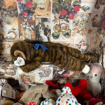 LOT 246: Beanie Babies!