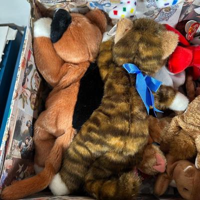 LOT 246: Beanie Babies!