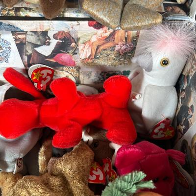 LOT 246: Beanie Babies!