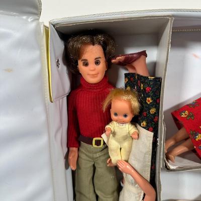 LOT 248: Vintage The Sunshine Family Doll & Craft Case w/ Barbie Fashion & Doll Carry Case
