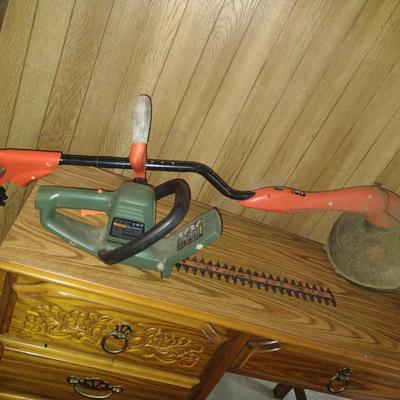 Black & Decker Electric Garden Tools- Weed Eater and Trimmer