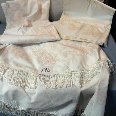 Painting or Embroidering Table Clothes