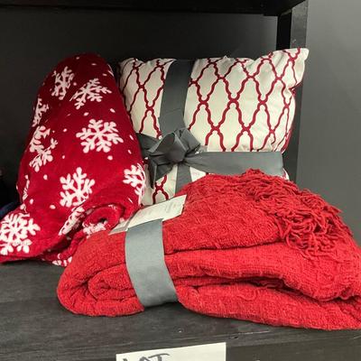 Lot F 288 Red & White Throw Blankets & Pillow