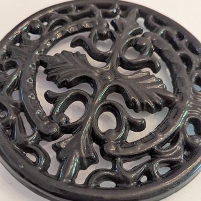 Rooster Cutting Board & Cast Iron Trivets & Gingerbread Man