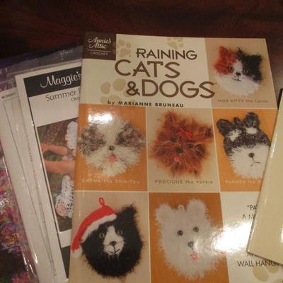 Variety Of Creative Arts & Crafts Books A Few Stained Glass Clay Pots Crochet Mechanical Cards Fabric Flowers #2