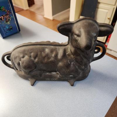 Griswold Cast Iron Lamb Cake Mold no 866