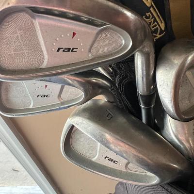 Caddy Daddy Golf Bag & Assorted Clubs