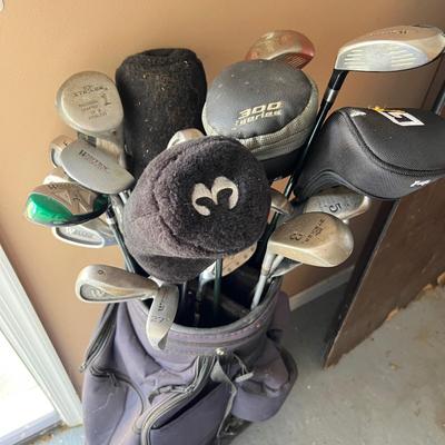 Hunter Golf Bag & Assorted Golf Clubs