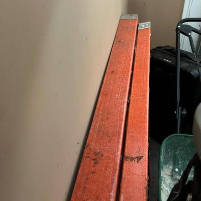 Lot of 2 Ladders - Werner 10", Werner 20" Extension Ladder