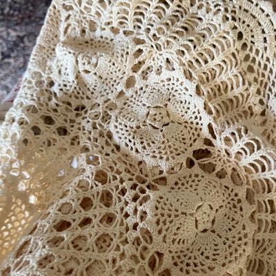 Big Lot Vintage Table Linens - Lace, Embroidered, Tattings
