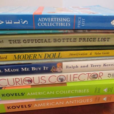 Fine Art Salt & Pepper Americana Antique Collectors Books #7