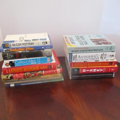 Antiques & Collectibles Guide Books #9